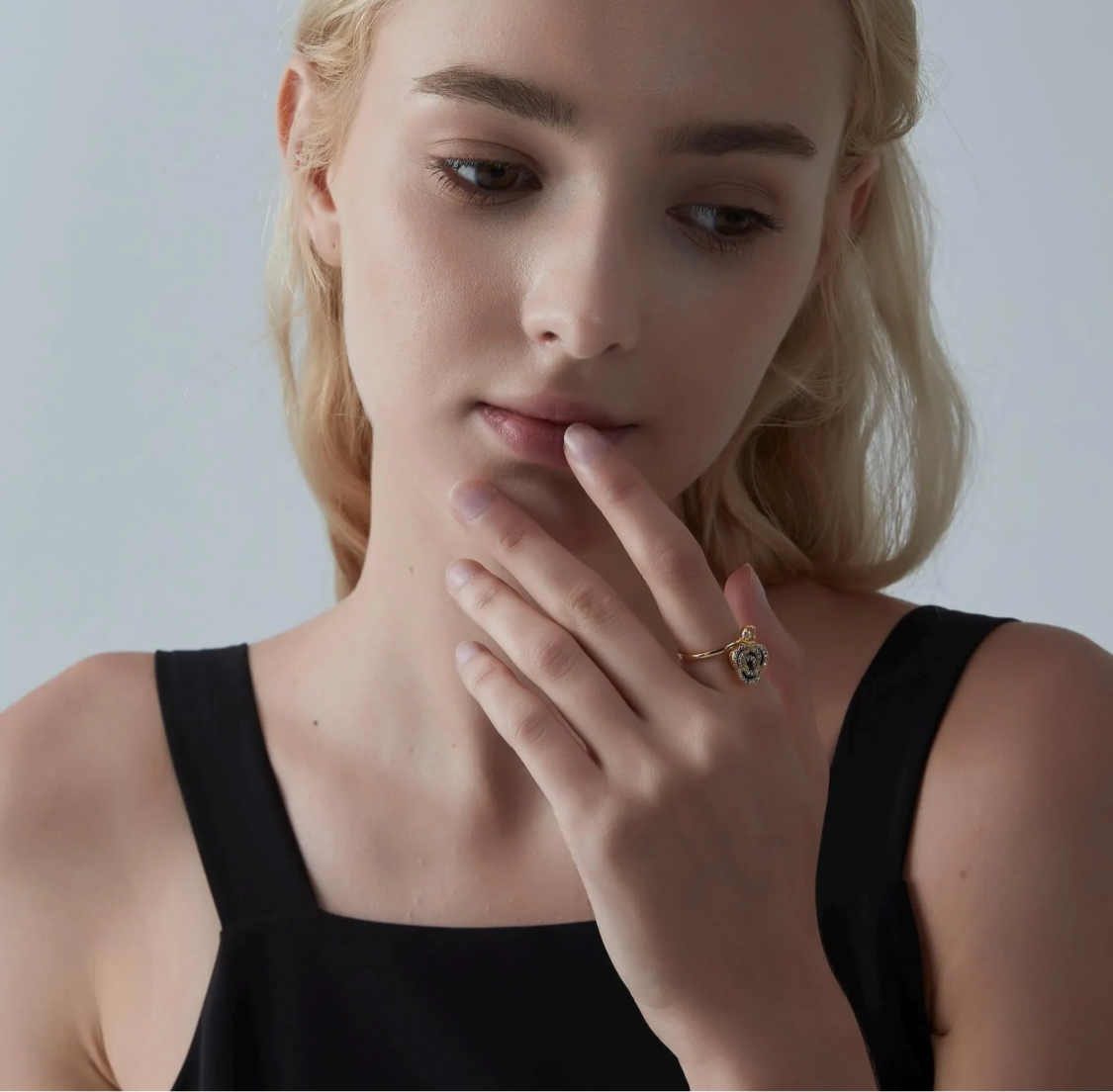 Calm Rose Ring Silver