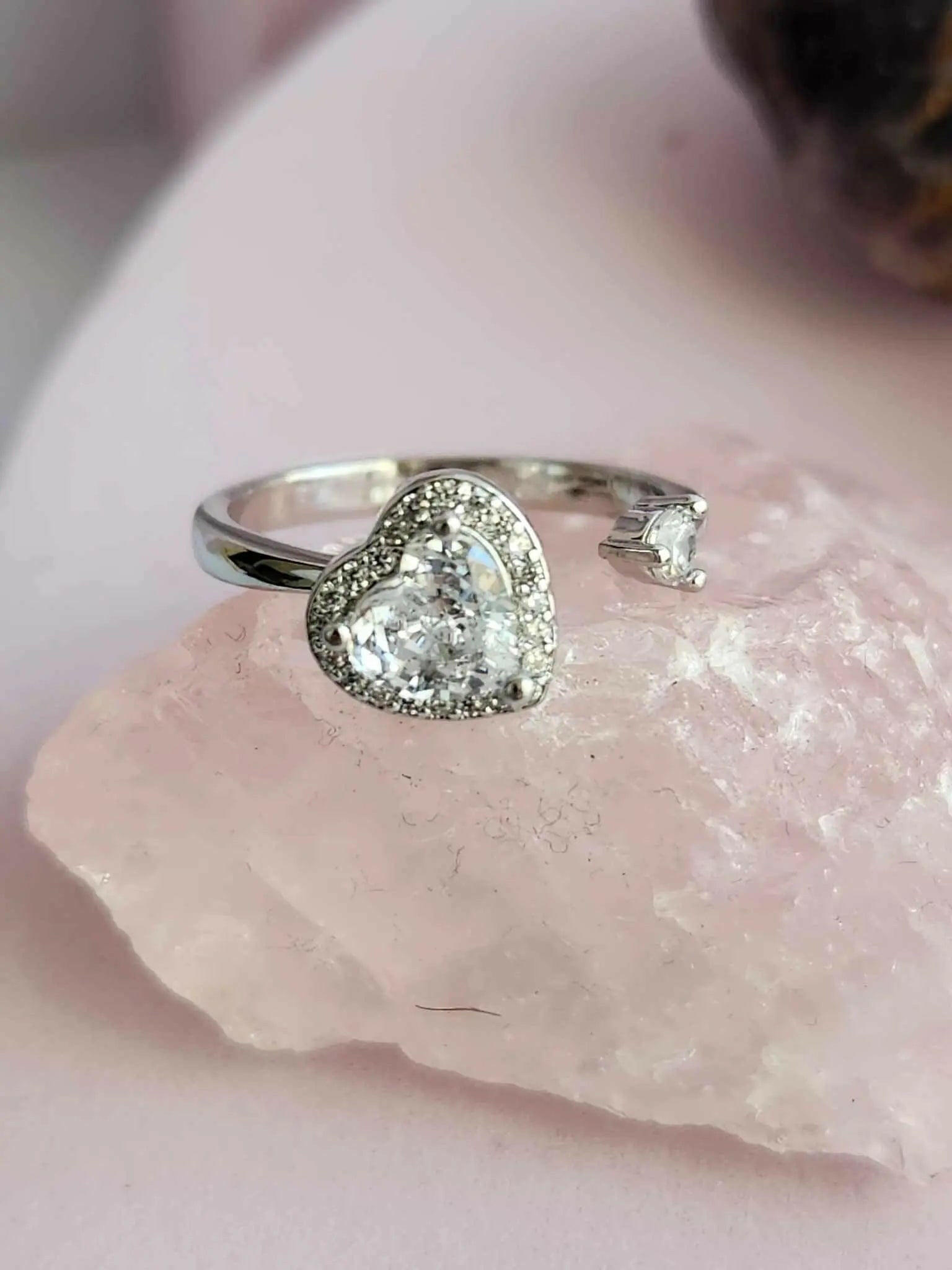 Clear Heart Gemmed Fidget Spinner Ring
