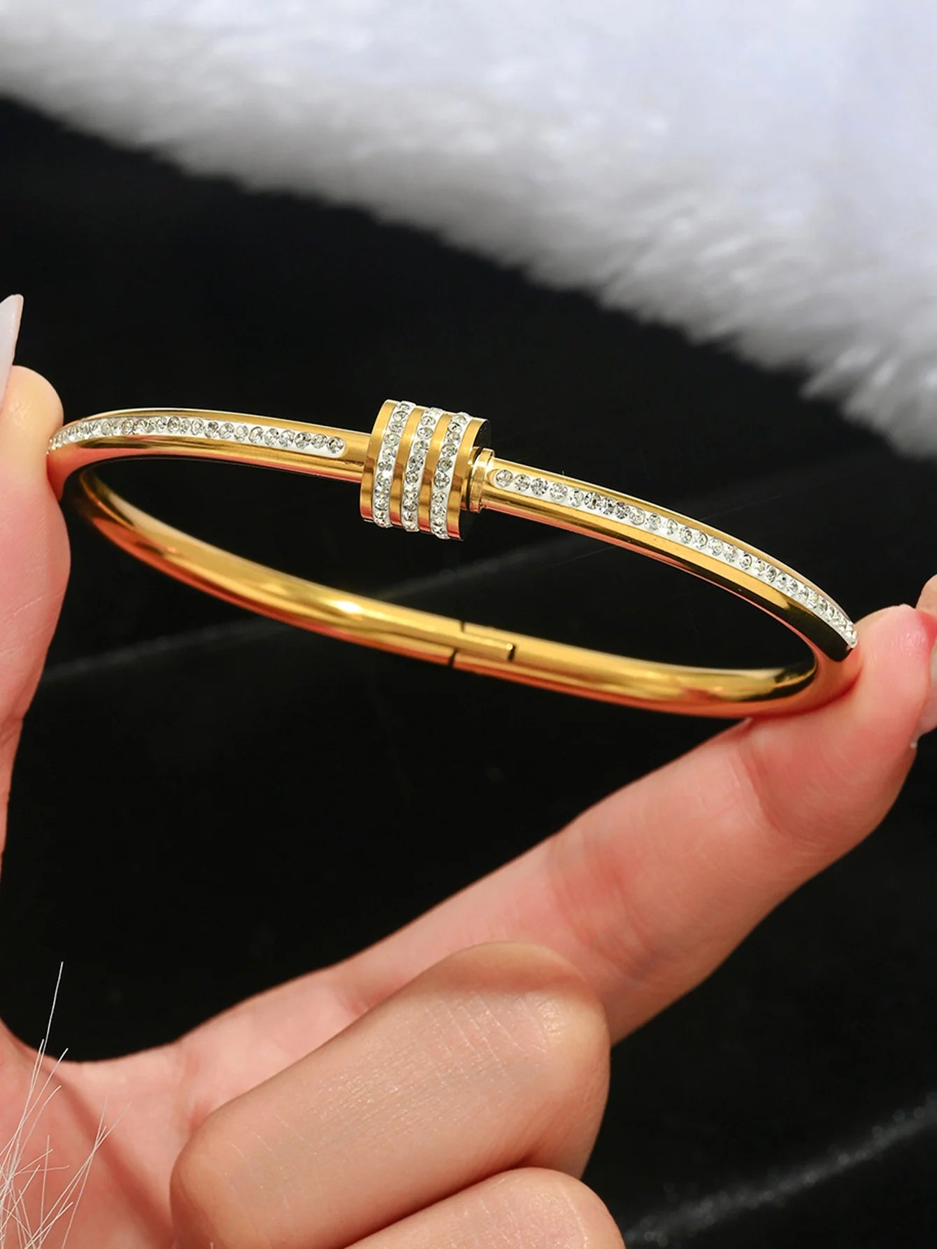 Elegant Zircon Bracelet Set – Waterproof Stainless Steel, Diamond-Cut Shine (1/5PCS)