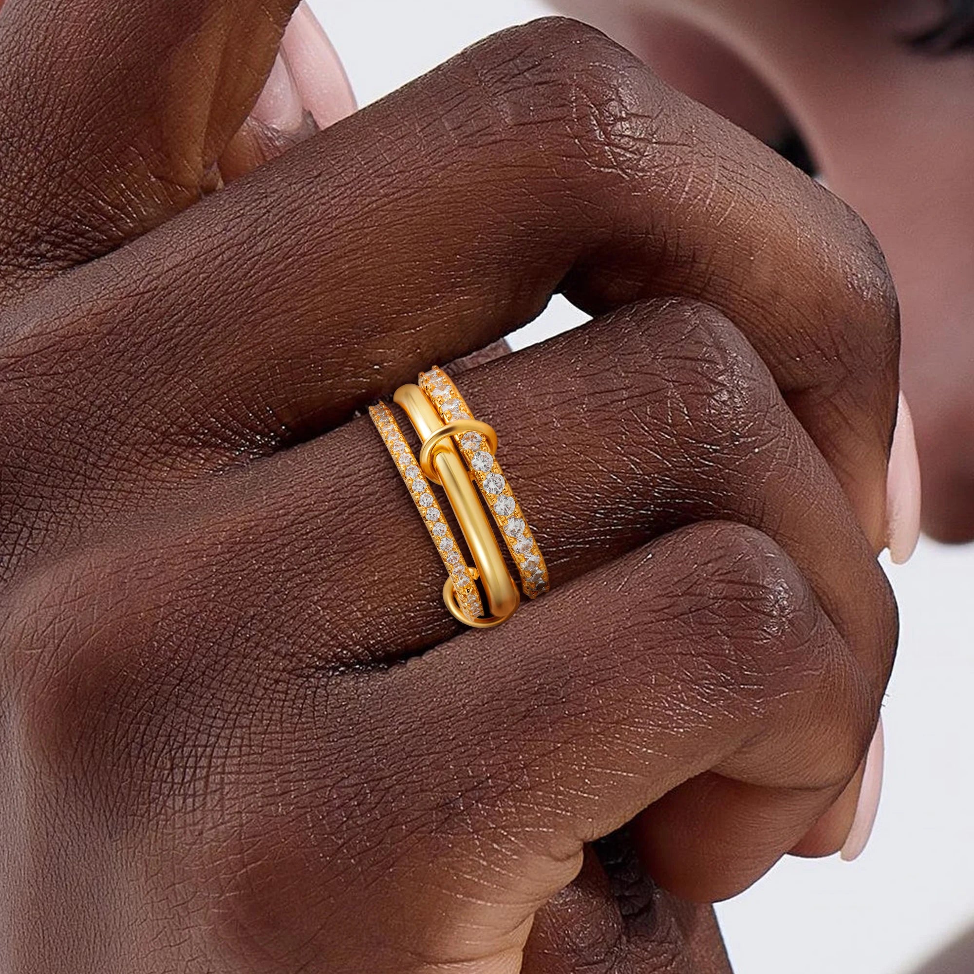 Eternal Link Spinner Ring