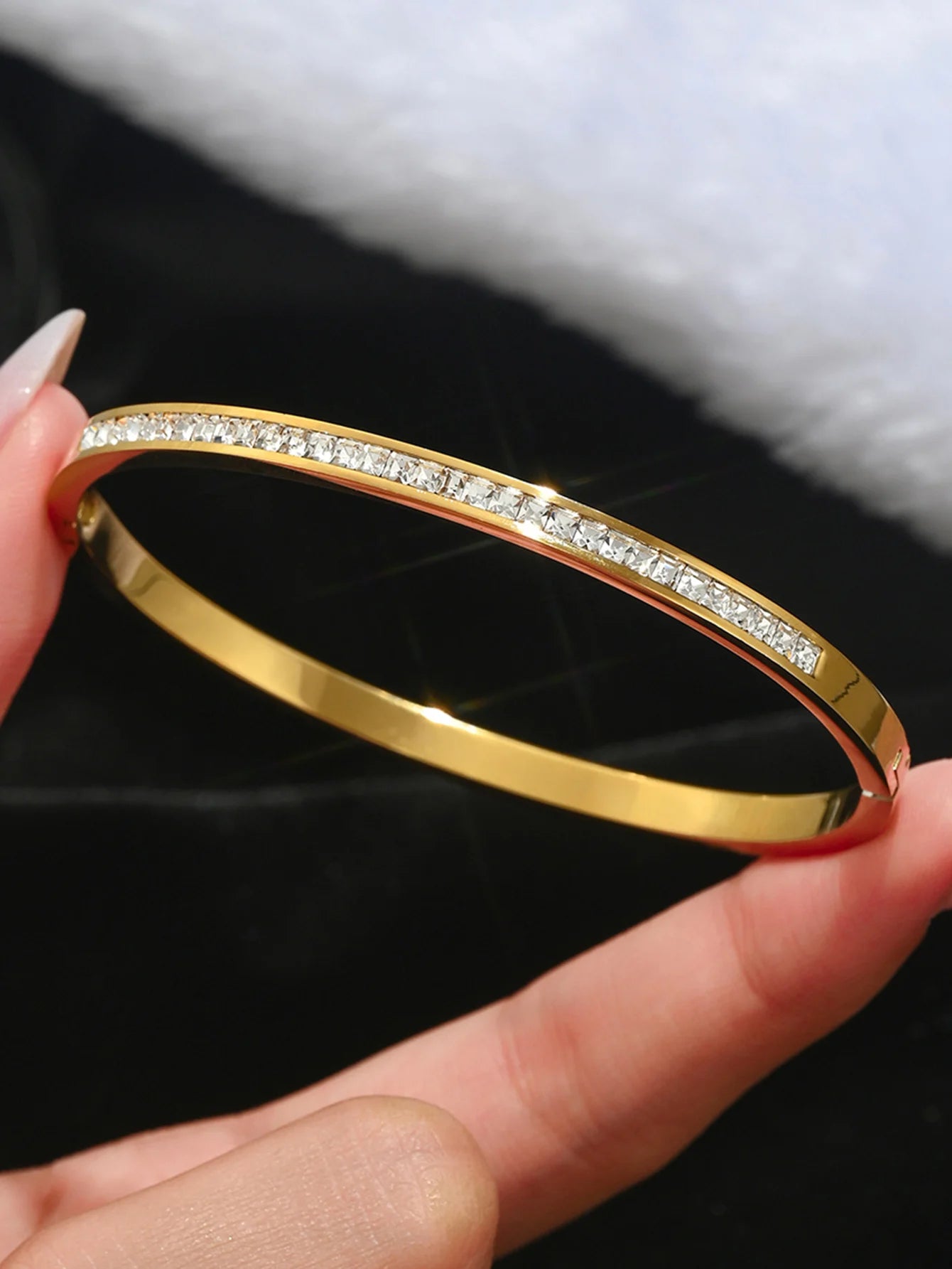 Elegant Zircon Bracelet Set – Waterproof Stainless Steel, Diamond-Cut Shine (1/5PCS)