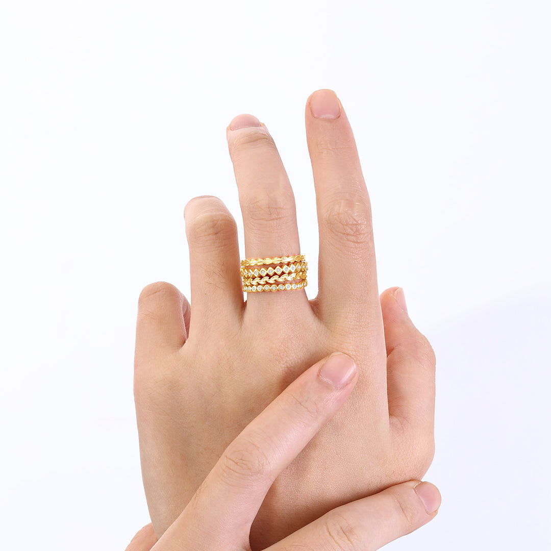 Dainty Gold Mini Ring Set