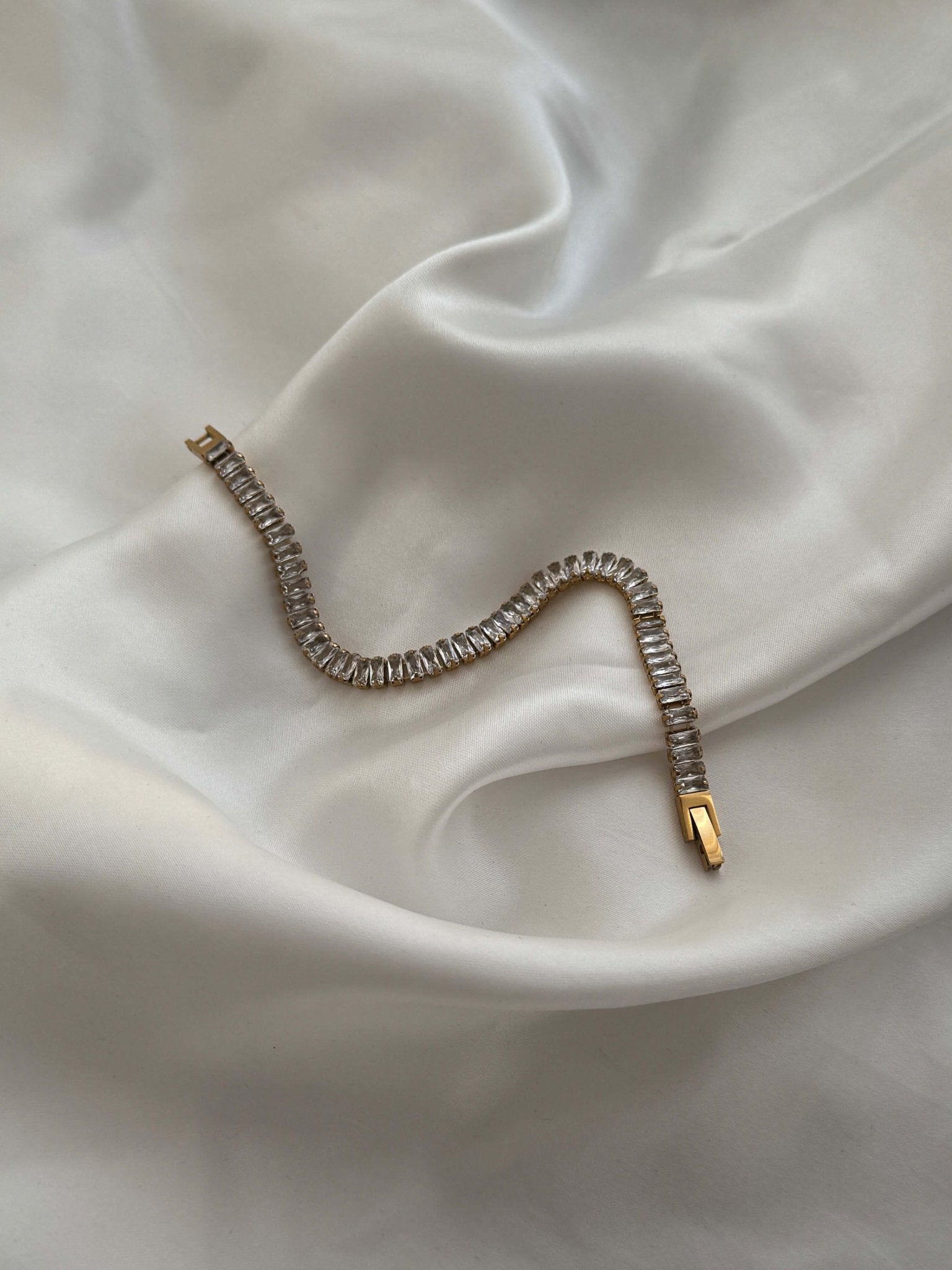 Baguette Cut Zirconia Tennis Bracelet