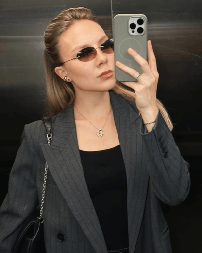 Evelyn Oval Retro Sunglasses