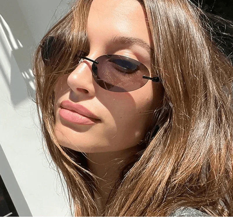 Evelyn Oval Retro Sunglasses