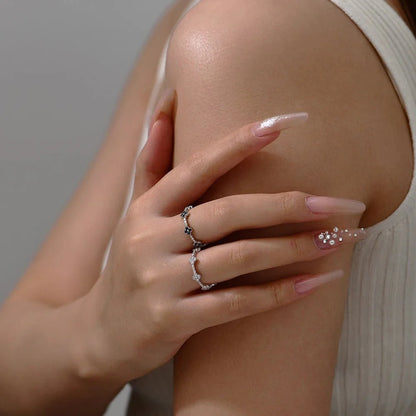 Feliz Zirconia Ring