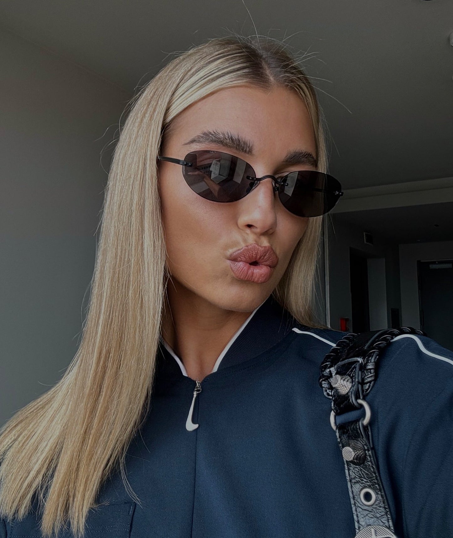 Patricia Frameless Retro Sunglasses