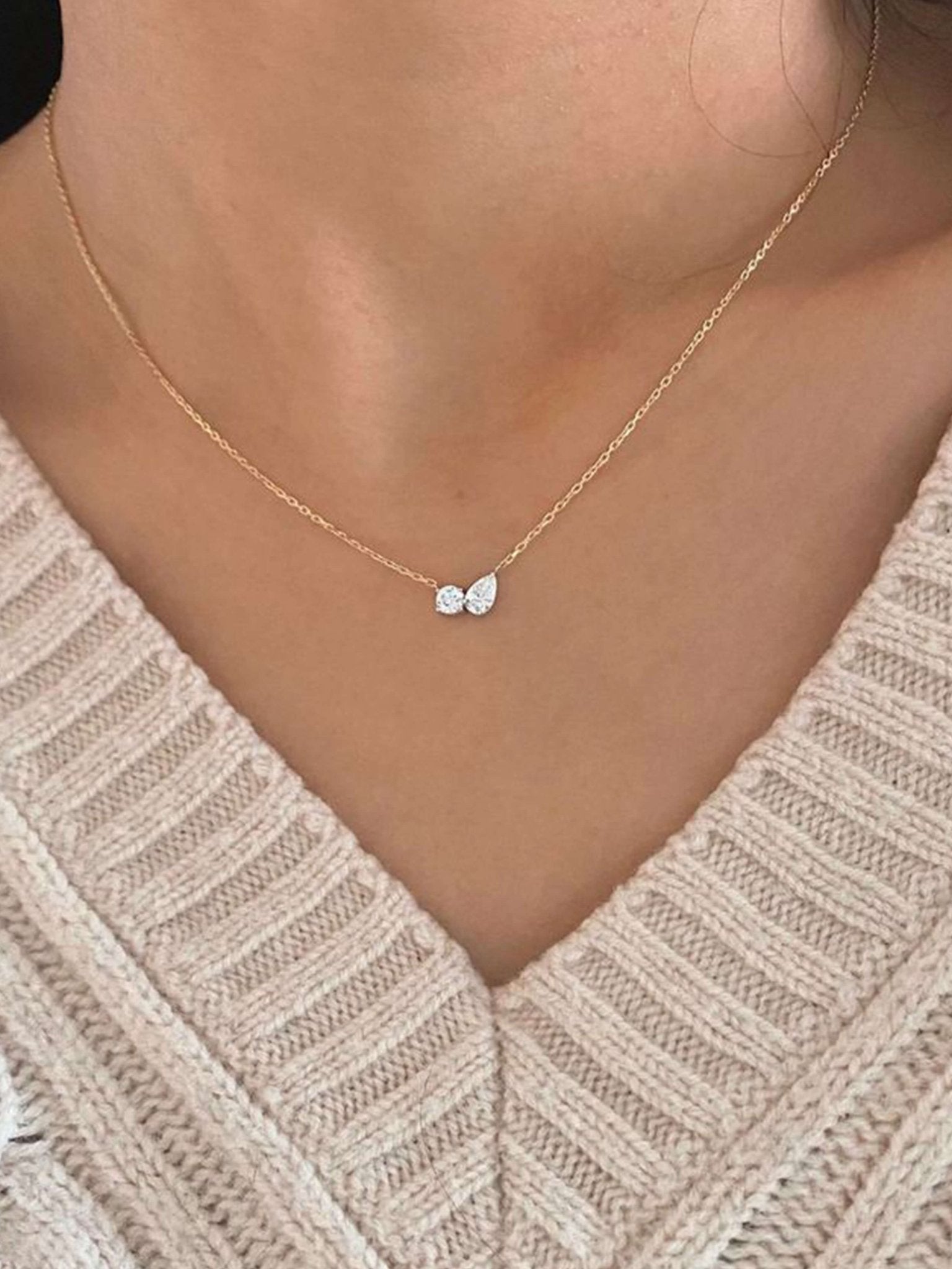 Sherah Twin Zirconia Pendant Necklace